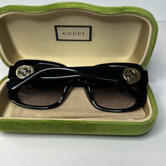 New Authentic GUCCI Grey Square Ladies Sunglasses GG1029SA 001 57 - Picture 16 of 16